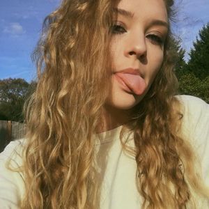 Meet your Posher, Lilly